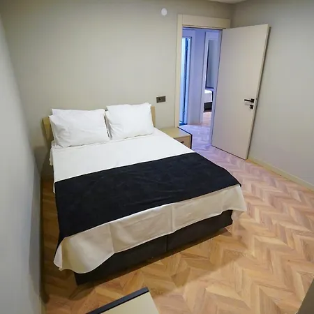 Moon Ξενοδοχείο με διαμερίσματα Αττάλεια