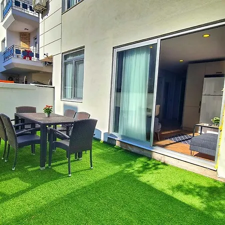 Moon Lägenhetshotell 4*