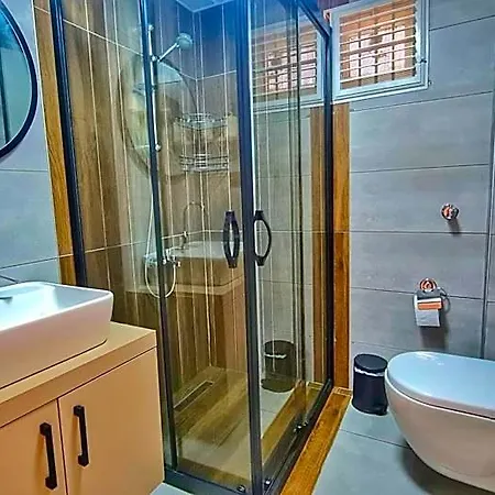 شقة فندقية Moon 4*