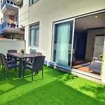 Moon Aparthotel 4*